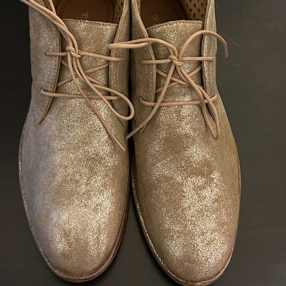 Womens TRASK Sz 8.5 Gold Metallic Leather Addy Lace-Up Ankle Boots Booties - Picture 3 of 6